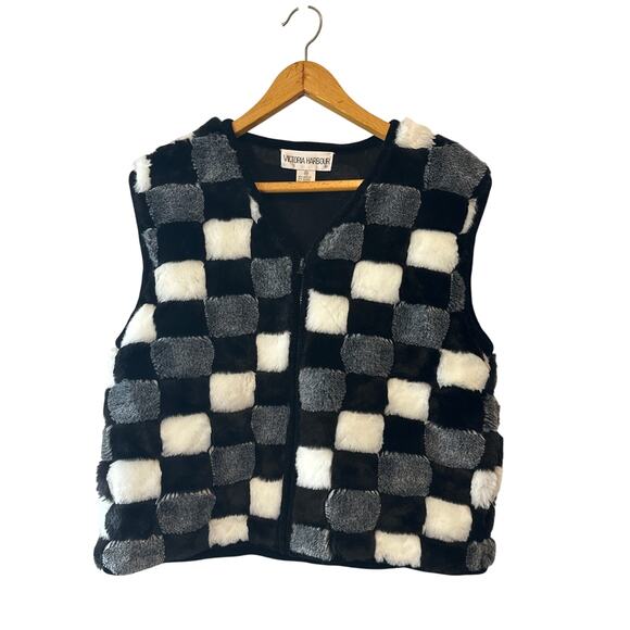 Victoria Harbour Plush Checkered Faux Fur Vest with Pockets Size Medium - Picture 1 of 7